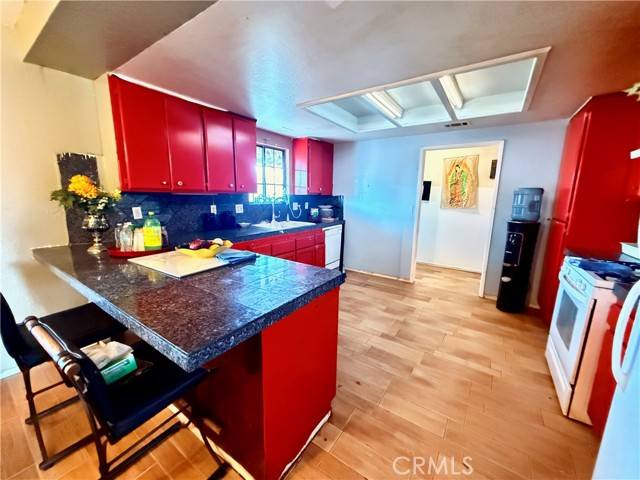 Hesperia, CA 92345,15994 Cactus Street