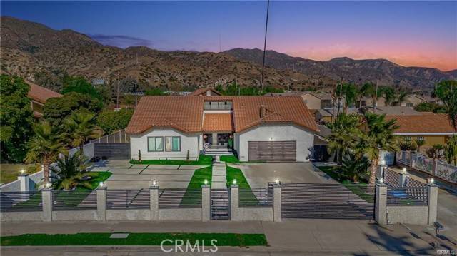 Sylmar, CA 91342,13800 Glenoaks Boulevard