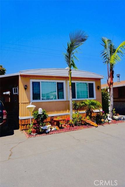 Paramount, CA 90723,16601 Garfield #110