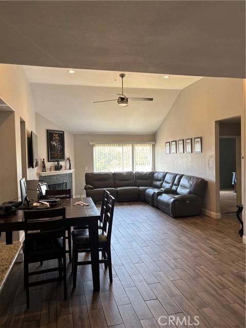 Fontana, CA 92335,13841 Cobblestone Court