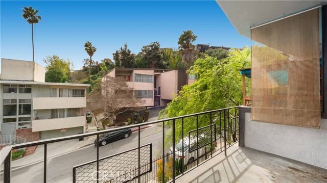 Los Angeles, CA 90008,4431 Don Ricardo Drive #20