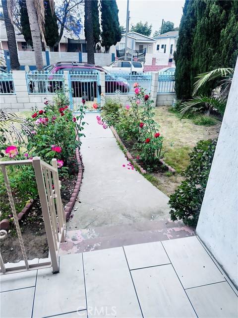 Los Angeles, CA 90003,418 W 103rd Street