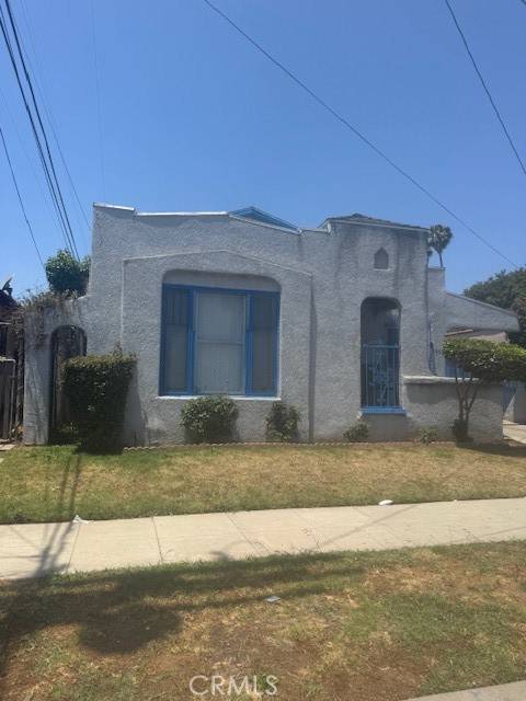 Los Angeles, CA 90047,8463 S Halldale Avenue