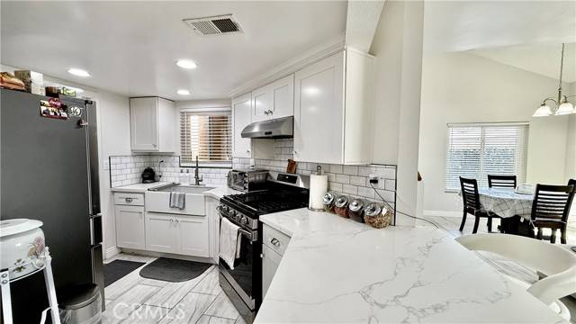 Covina, CA 91722,681 N Lark Ellen Avenue
