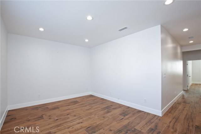Downey, CA 90241,7314 Luxor Street