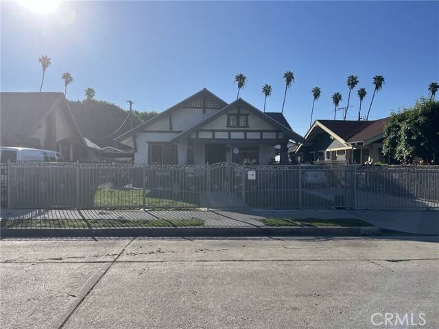 Los Angeles, CA 90026,138 N Dillon Street