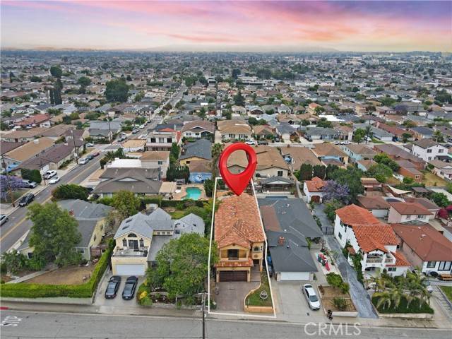 Hawthorne, CA 90250,4622 W 131st Street