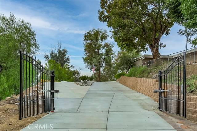 Redlands, CA 92373,30924 Palo Alto Drive