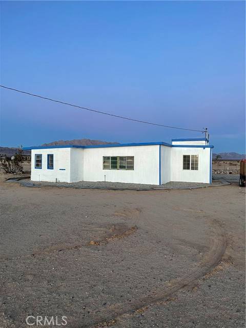 29 Palms, CA 92277,5052 Henry Road