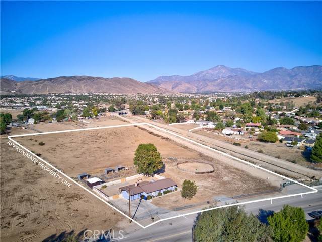 Yucaipa, CA 92399,33022 Avenue E