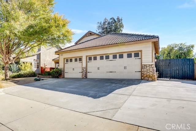 Beaumont, CA 92223,455 Akindale Way