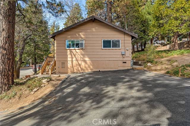 Running Springs, CA 92382,31358 Deer Lick Lane