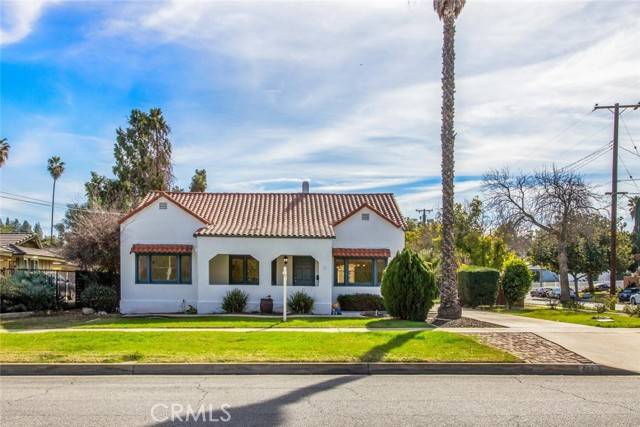 Redlands, CA 92374,682 E Palm Avenue