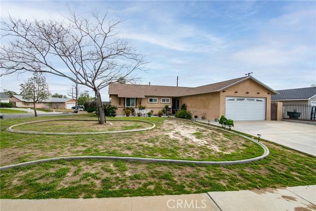 Ontario, CA 91764,942 N Lake Avenue