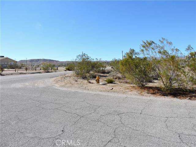 Yucca Valley, CA 92284,4482 Anita