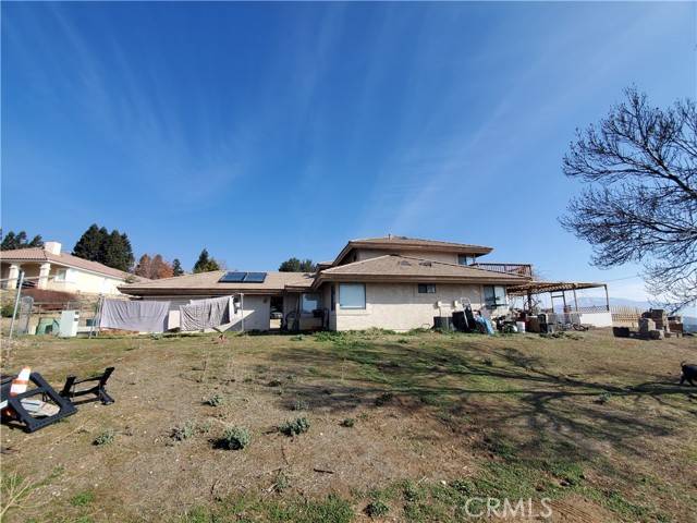 Yucaipa, CA 92399,13270 Oak Crest Drive