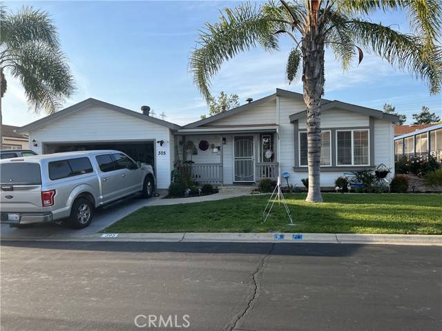 Calimesa, CA 92320,10961 Desert Lawn #305