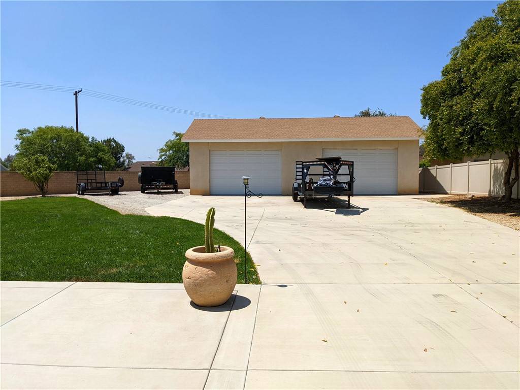 Yucaipa, CA 92399,12882 Cypress Street