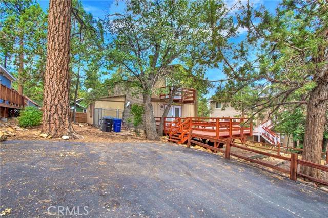 Sugar Loaf, CA 92386,852 Pine Lane