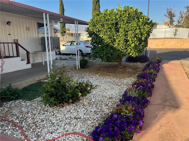 Yucaipa, CA 92399,13645 5th #35