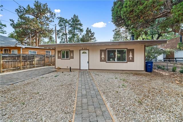 Sugar Loaf, CA 92386,436 Cedar Lane