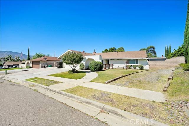 Banning, CA 92220,1321 Hibiscus Court