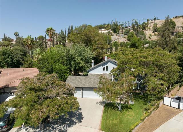 Grand Terrace, CA 92313,23074 Siskin Court