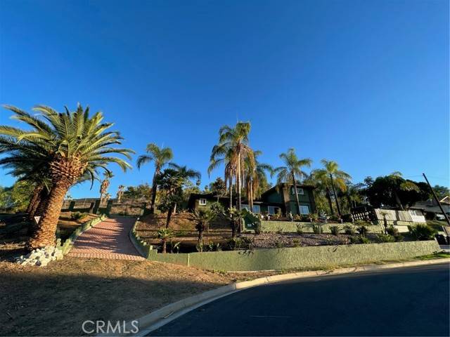 Redlands, CA 92373,470 E Crescent Avenue