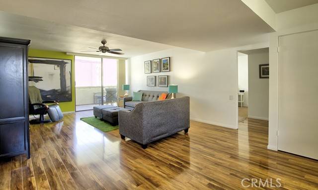 Palm Springs, CA 92264,261 E La Verne Way #K