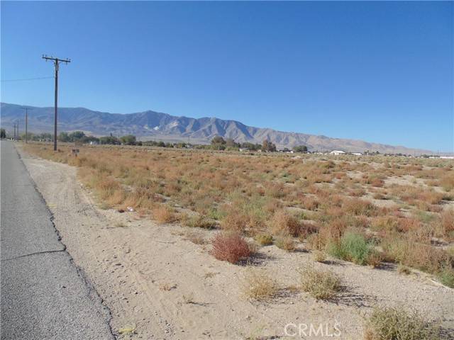 Lucerne Valley, CA 92356,10650 KENDALL