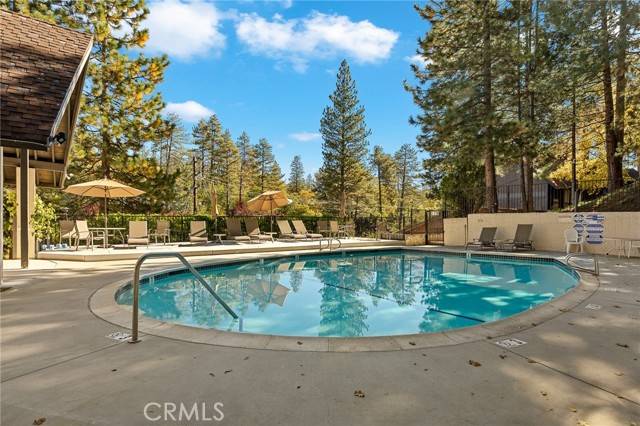 Lake Arrowhead, CA 92352,966 Willow Creek Road #34