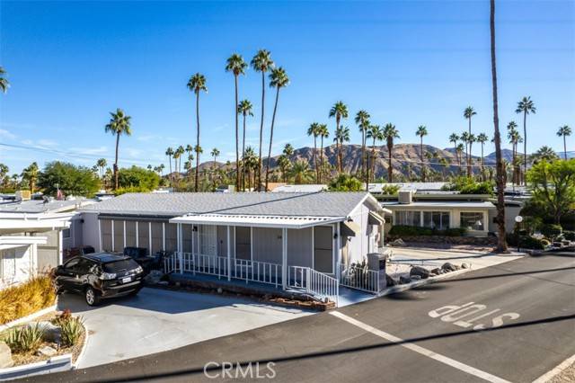 Palm Springs, CA 92264,34 Sahara