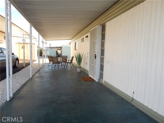 Yucaipa, CA 92399,12220 5TH #128