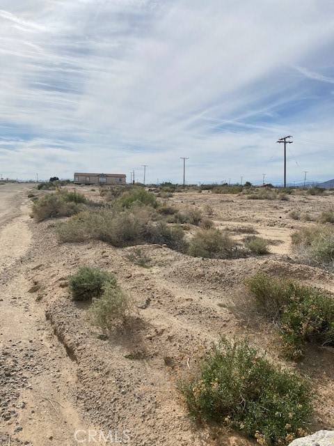 Salton City, CA 92274,2541 Rainbow