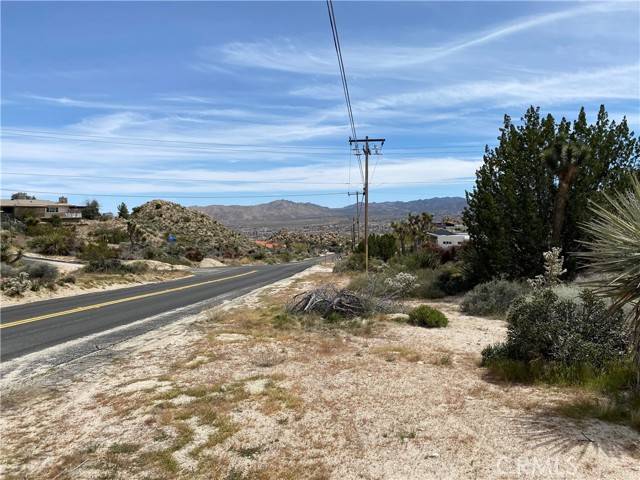 Yucca Valley, CA 92284,0 Farrelo