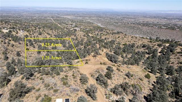 Pinon Hills, CA 92372,7958 HomeRidge