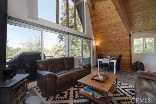 Lake Arrowhead, CA 92352,1154 Yukon Drive