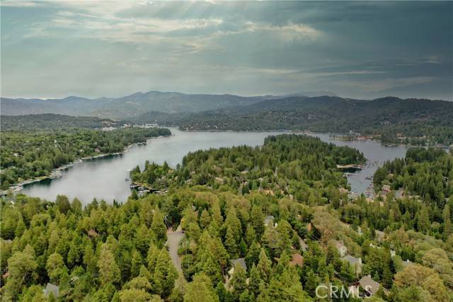 Lake Arrowhead, CA 92352,27312 Bernina