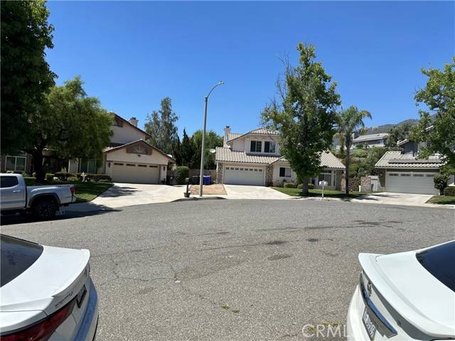 San Bernardino, CA 92407,6695 N Miners Court