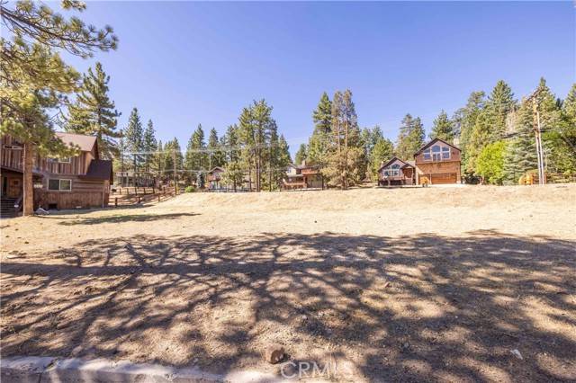 Big Bear Lake, CA 92315,515 Lakeview