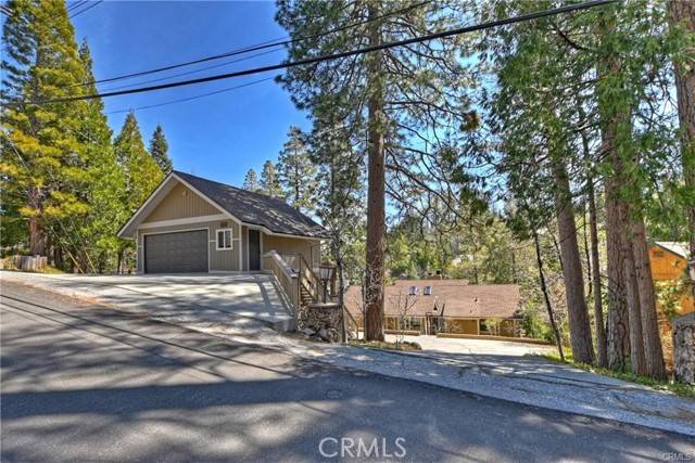 Lake Arrowhead, CA 92352,27513 W Shore Road