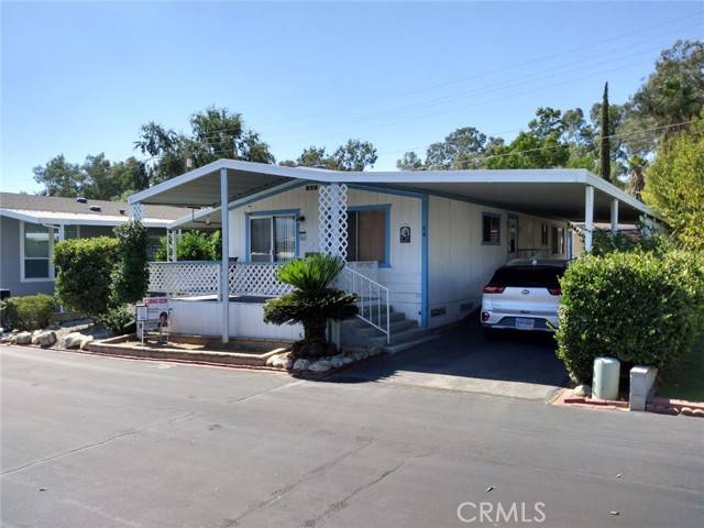 Banning, CA 92220,2200 W Wilson #76