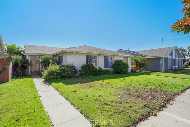 Oxnard, CA 93036,1930 Norma Street #32