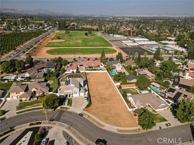 Redlands, CA 92374,312 Silvertree