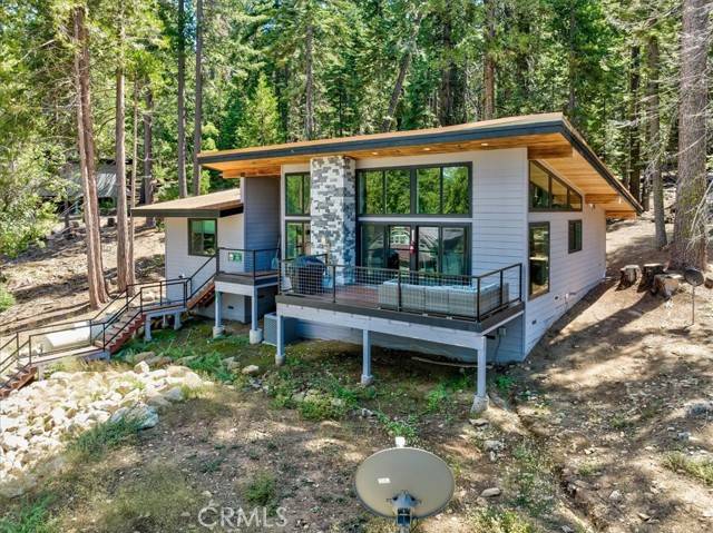 Yosemite, CA 95389,7493 Henness Circle