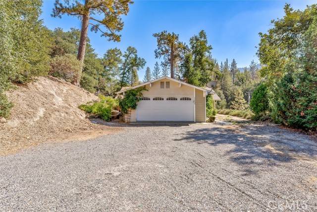 Oakhurst, CA 93644,37859 Road 422