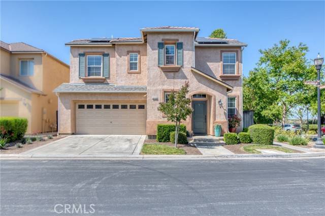 Fresno, CA 93722,5272 W King Fisher Lane