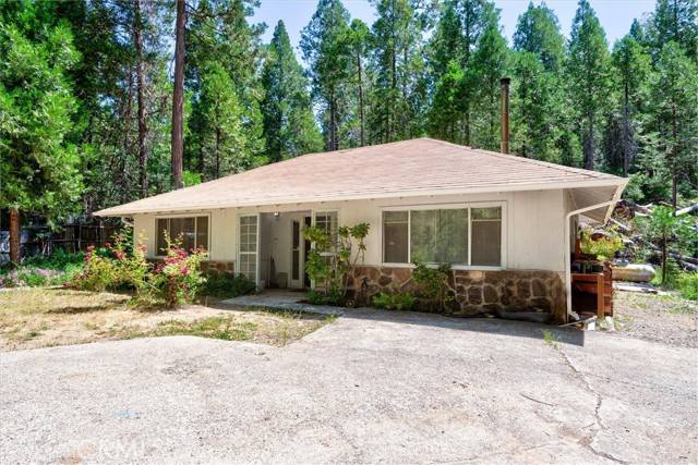 Mariposa, CA 95338,7074 HITES COVE RD