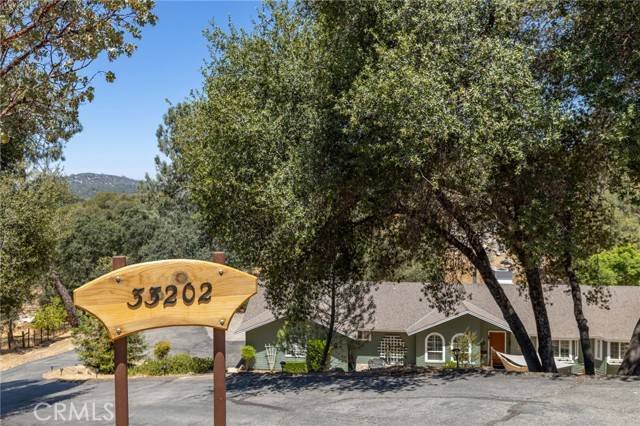 Coarsegold, CA 93614,33202 Blue Canyon Court