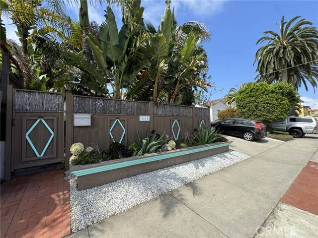 San Diego, CA 92109,1614 Emerald Street